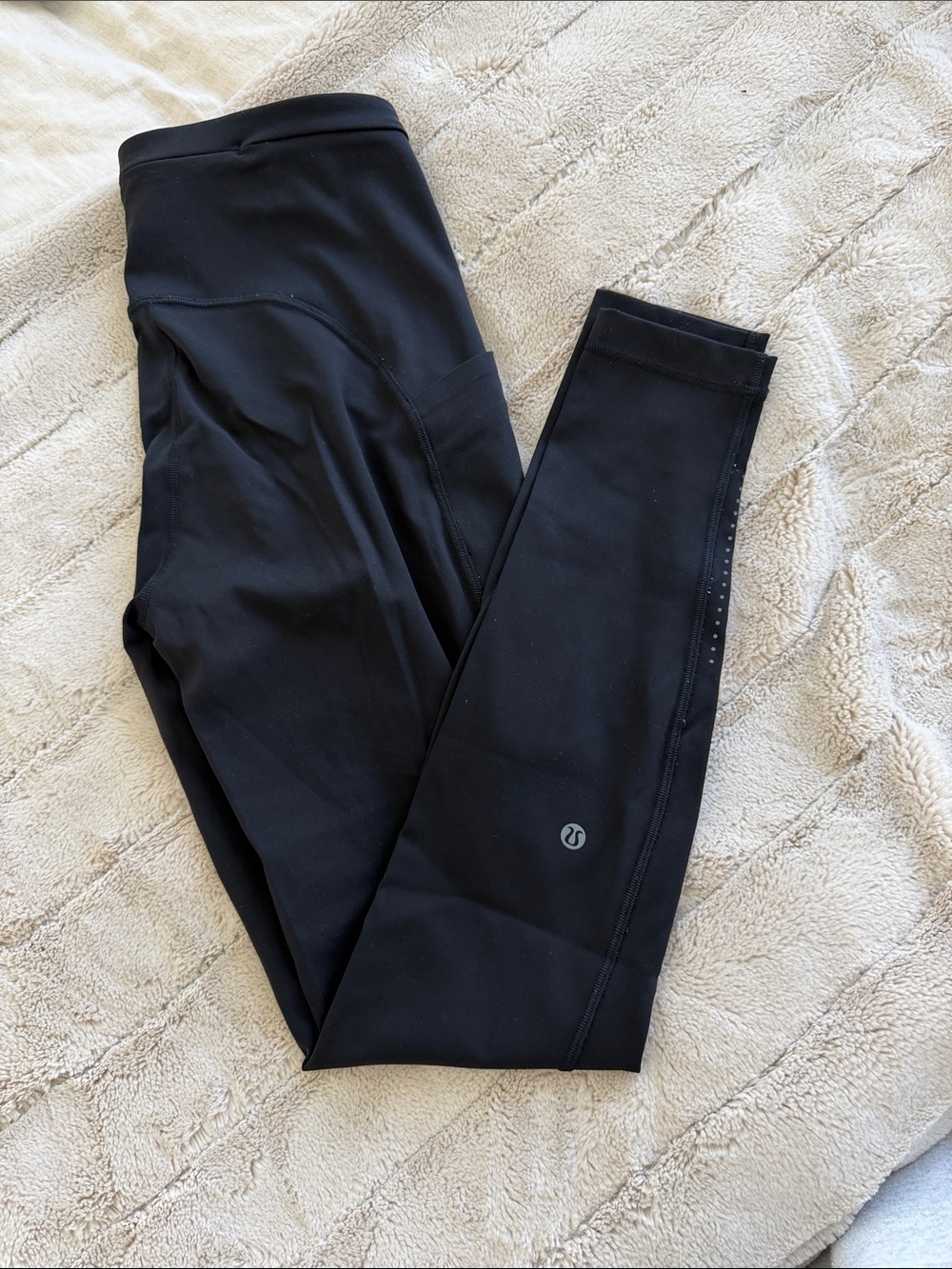 Lululemon Fast and Free High-Rise Leggings – Black - Picture 2 of 2